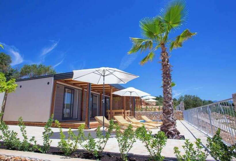 Lastura Mobile Homes