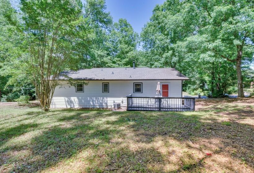 Athens Home W/ Deck   Near Sanford Stadium!
