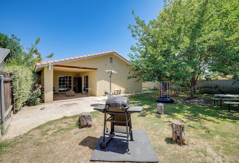 Fun Filled Backyard: Bakersfield Family Haven!