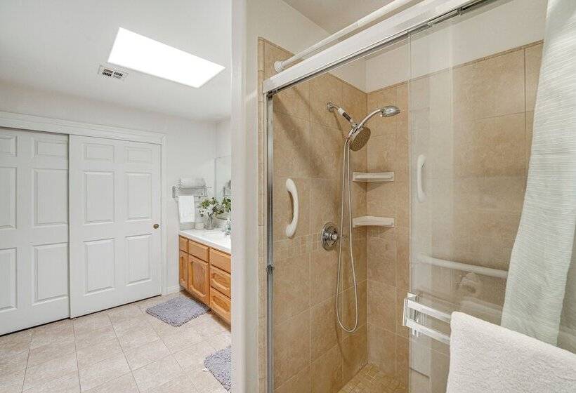 Fun Filled Backyard: Bakersfield Family Haven!