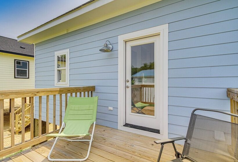 Bay St Louis Home W/ Deck, Near Hollywood Casino!