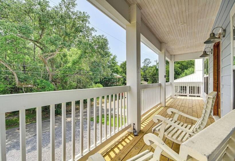 Bay St Louis Home W/ Deck, Near Hollywood Casino!