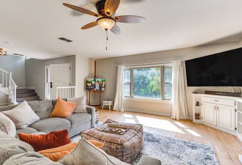 Beautiful Kernville Home W/ Game Room & Mtn Views!