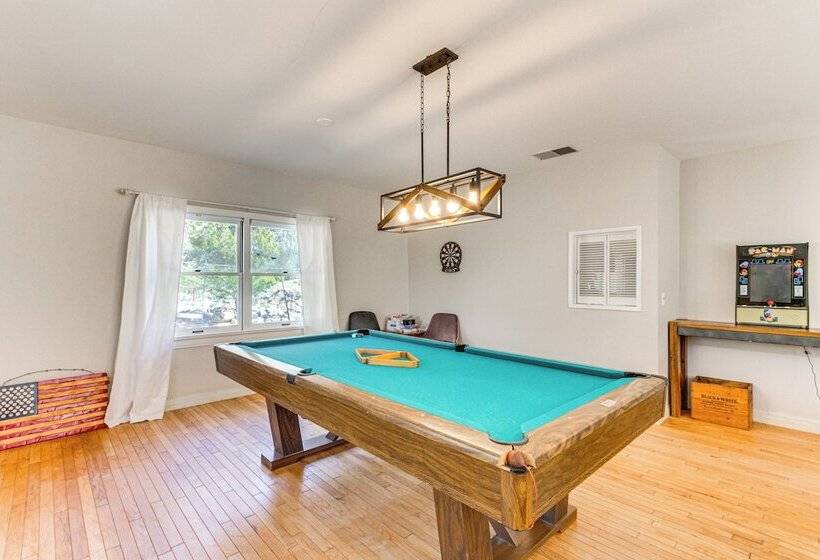 Beautiful Kernville Home W/ Game Room & Mtn Views!