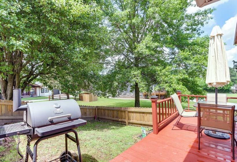 Beautiful War Eagle Cove Home: Walk To Beaver Lake