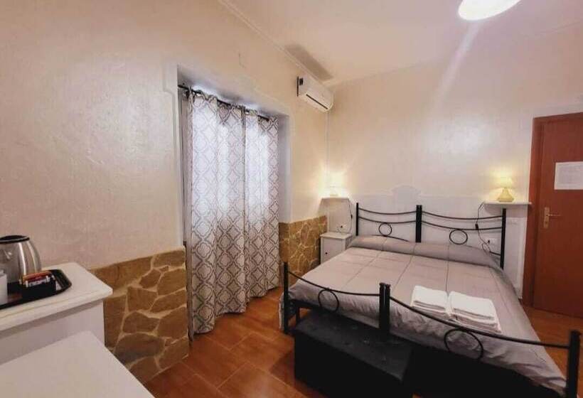 ベッドアンドブレックファースト Affittacamere Il Girasole