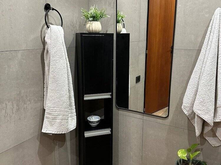 تختخواب و صبحانه Anas Inn