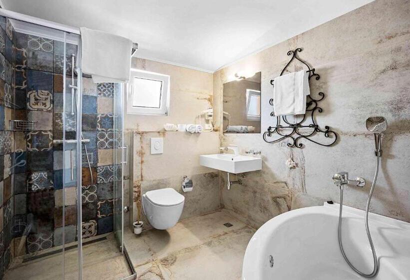 مبيت وإفطار Boutique Guesthouse Sveti Petar, On The Beach, Heated Pool & Boat Berth   Adult Only