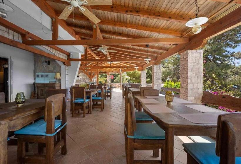 مبيت وإفطار Boutique Guesthouse Sveti Petar, On The Beach, Heated Pool & Boat Berth   Adult Only