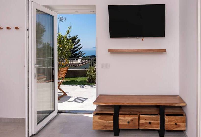 مبيت وإفطار La Minucciola Capri