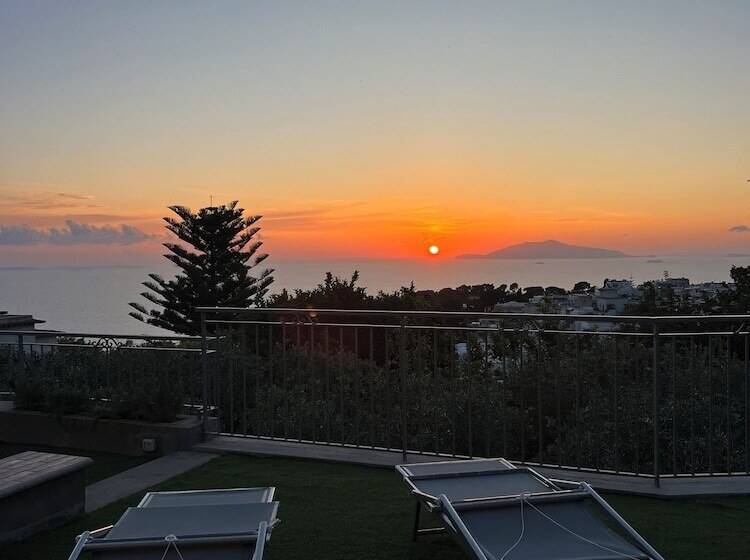 مبيت وإفطار La Minucciola Capri