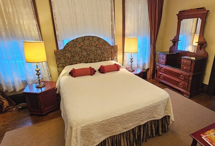 مبيت وإفطار The Alderson Inn, Llc