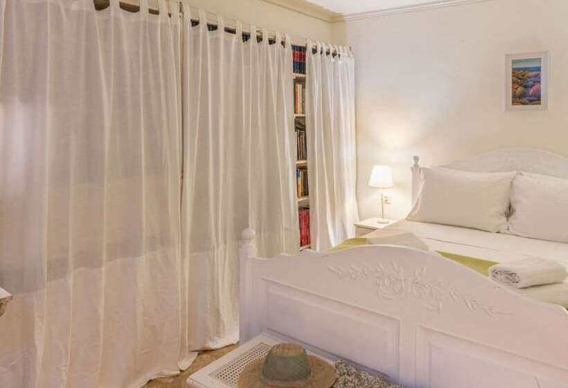 Blue Greens Villas In Krios, Paros Island