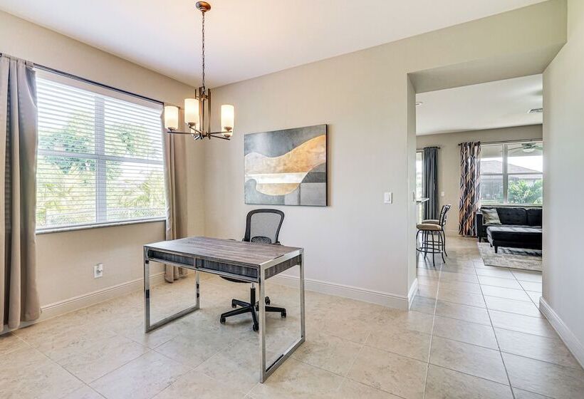 Sunroom & Canal Views: Cape Coral Home Near Parks