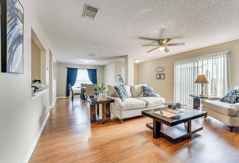 Bright San Antonio Home < 13 Mi To Downtown!