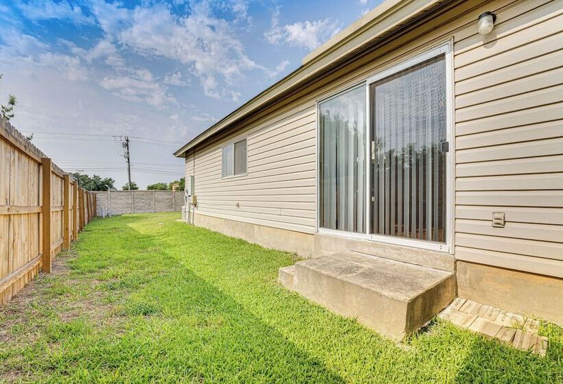 Bright San Antonio Home < 13 Mi To Downtown!