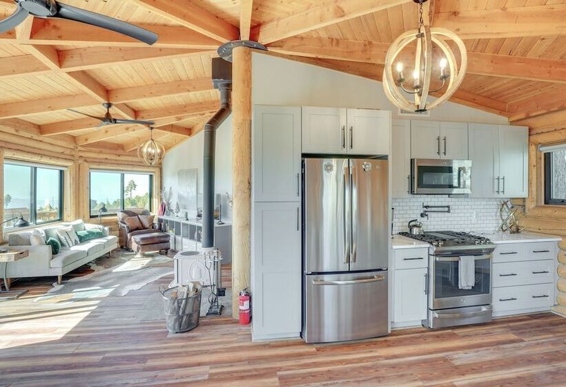 Cabin W/ Views, 3 Mi To Mount Lemmon Ski Valley!