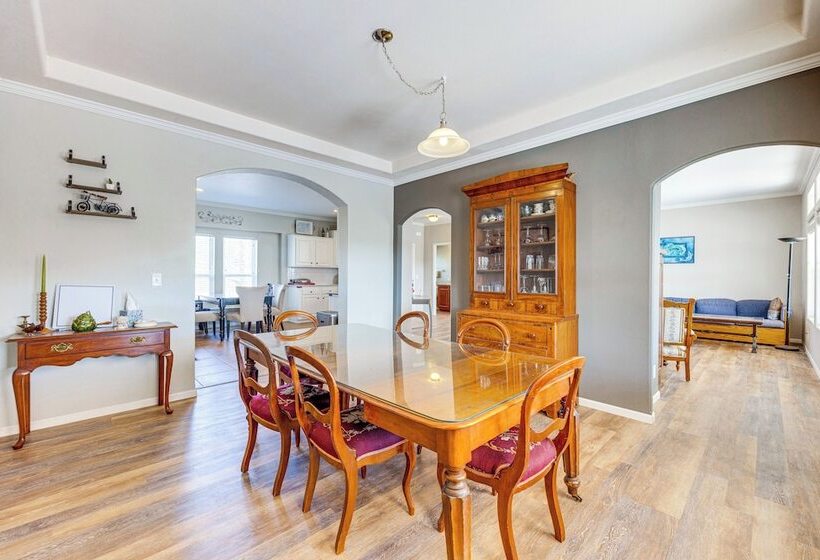 Cañon City Home: Close To Hiking & Rafting!