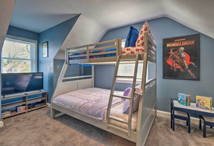 Capitol Heights Home ~ 5 Mi To National Mall!