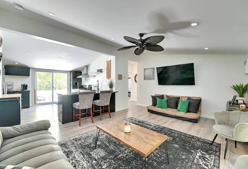 Catskills Family Retreat: Fishing & Hiking On Site