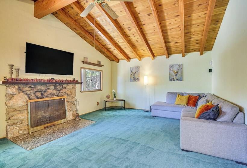 Cedar Glen Cabin < 3 Mi To Lake Arrowhead Village!