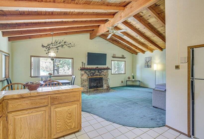 Cedar Glen Cabin < 3 Mi To Lake Arrowhead Village!