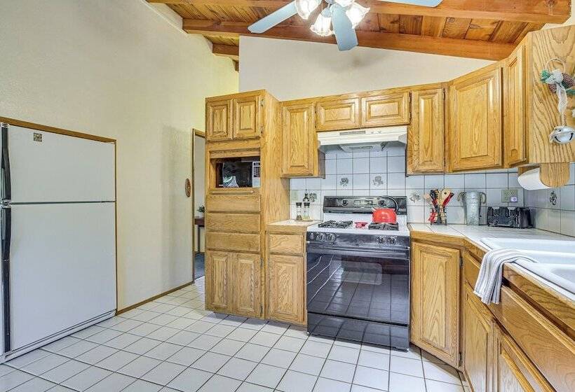 Cedar Glen Cabin < 3 Mi To Lake Arrowhead Village!