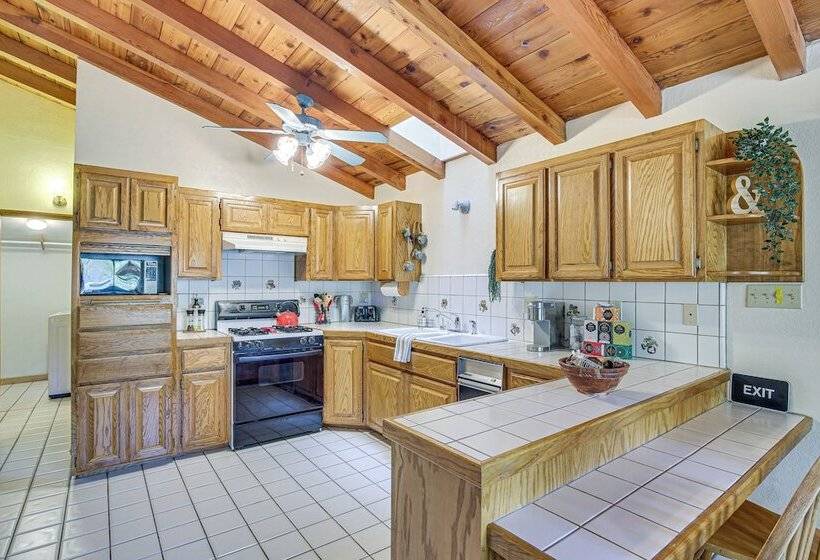 Cedar Glen Cabin < 3 Mi To Lake Arrowhead Village!