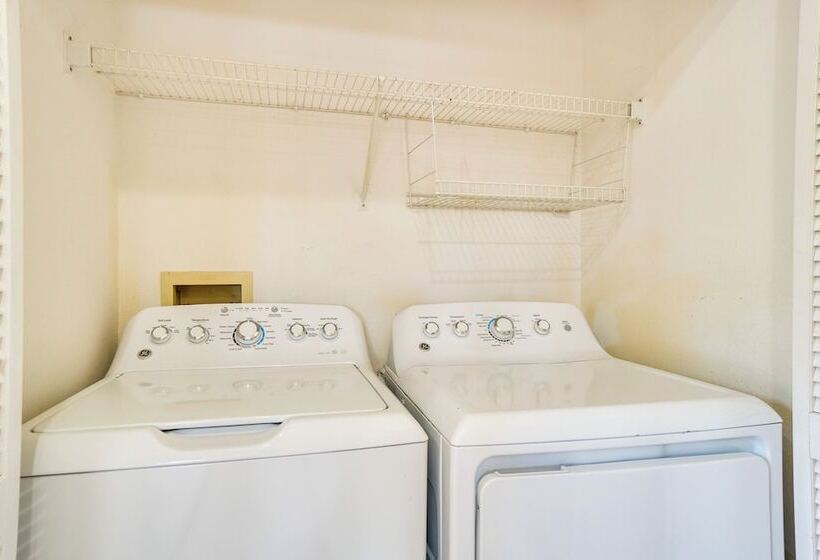 14 Mi To Universal Studios: Central Orlando Home