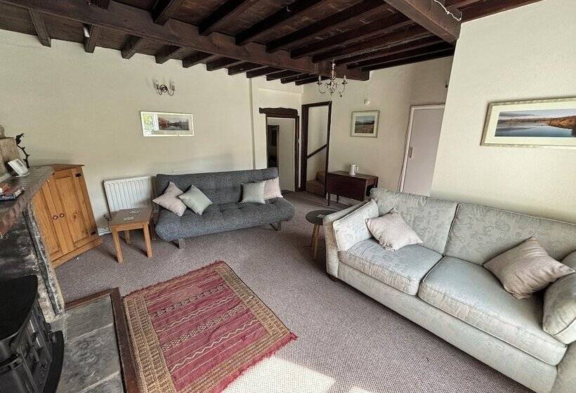 Charming 3 Bed Cottage In Upper Wharfedale