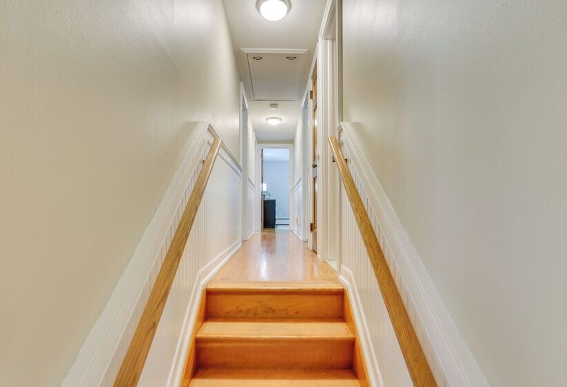 Charming Highland Falls Home < 2 Mi To West Point!