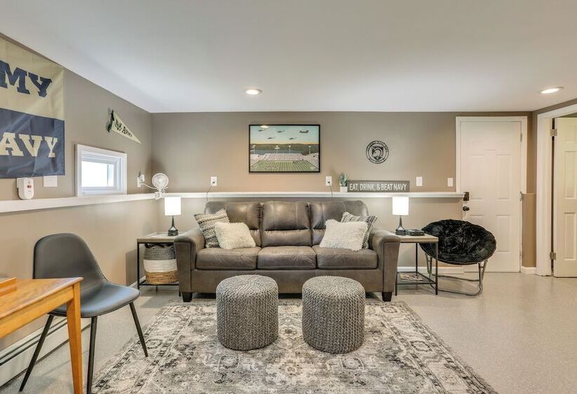 Charming Highland Falls Home < 2 Mi To West Point!