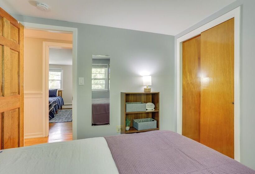 Charming Highland Falls Home < 2 Mi To West Point!