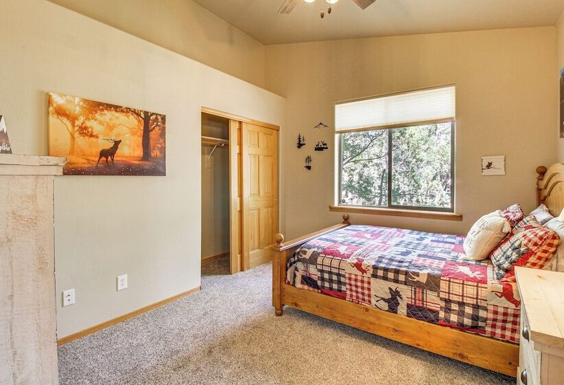 Walk To Rainbow Lake: Peaceful Cabin W/ Fire Pit