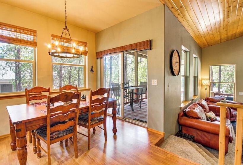 Walk To Rainbow Lake: Peaceful Cabin W/ Fire Pit