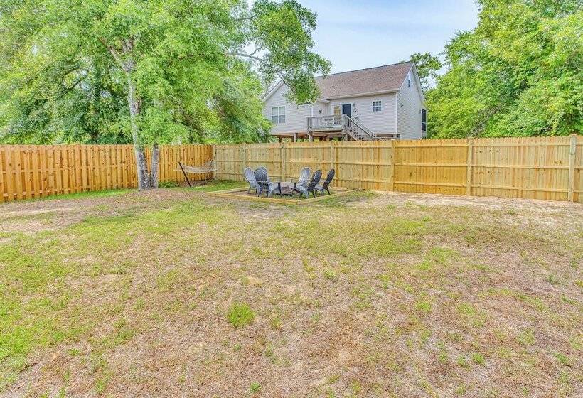 Charming Oak Island Beach House W/ Fire Pit & Yard