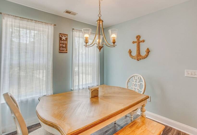 Charming Oak Island Beach House W/ Fire Pit & Yard