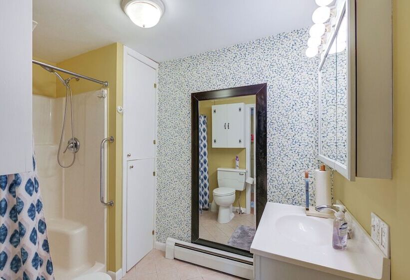 Cherryfield Home W/ Decks On Historic Horse Farm