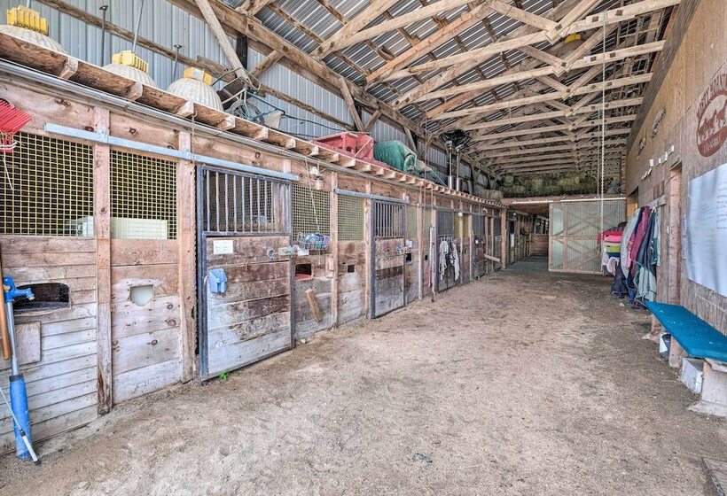 Cherryfield Home W/ Decks On Historic Horse Farm