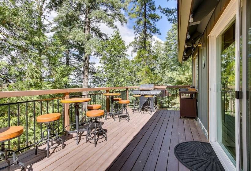 Cozy & Chic Lake Arrowhead Cabin W/ Deck!