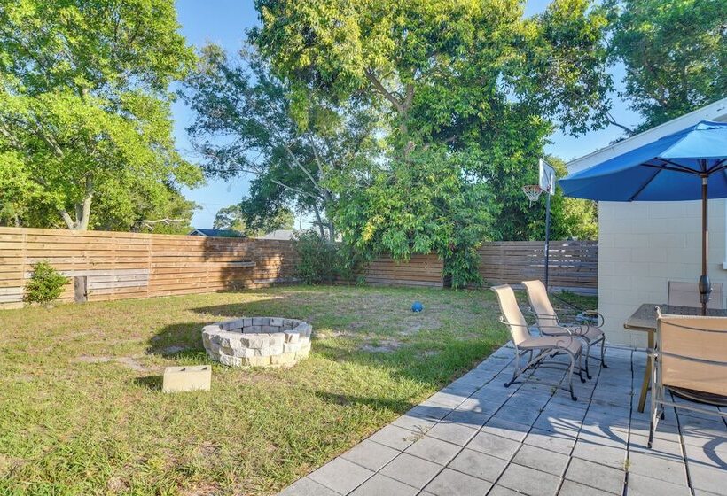 Clearwater Home W/ Fire Pit ~ 5 Mi To Beaches!