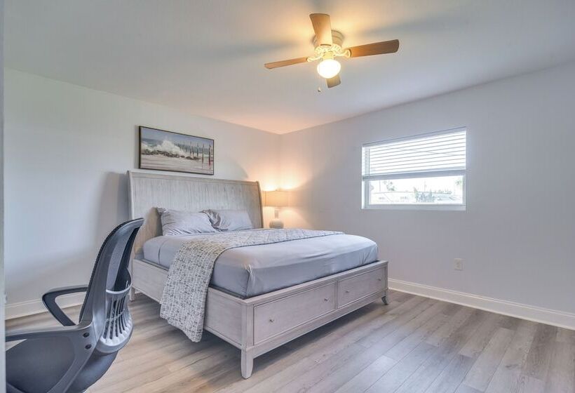 Clearwater Home W/ Fire Pit ~ 5 Mi To Beaches!