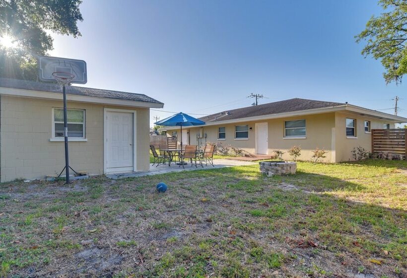 Clearwater Home W/ Fire Pit ~ 5 Mi To Beaches!