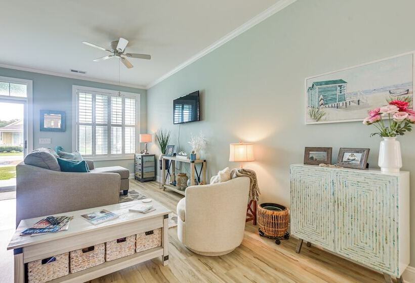 Coastal Home In Shallotte W/ Grill: Near Golfing!