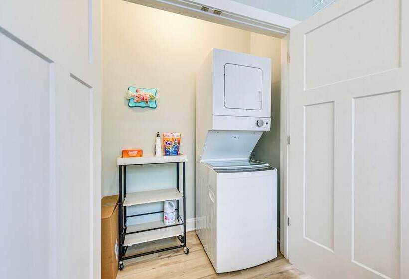 Coastal Home In Shallotte W/ Grill: Near Golfing!