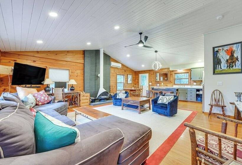 Modern Cabin In Lake Placid W/ Mountain Views!