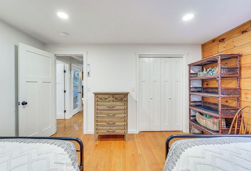 Modern Cabin In Lake Placid W/ Mountain Views!