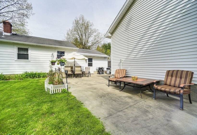 Cozy Ballston Spa Home W/ Fenced Yard!