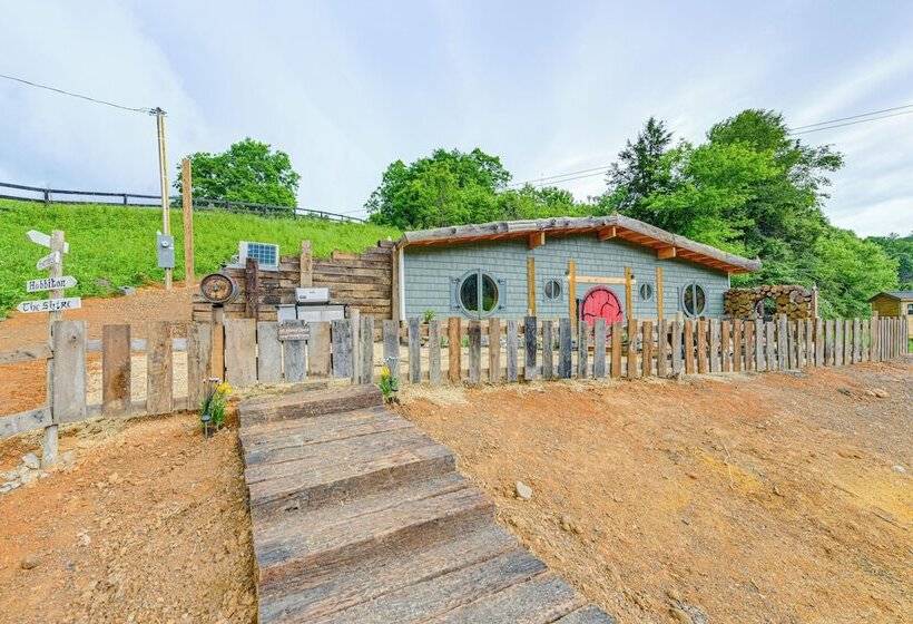 Hobbit Themed House On 6 Acres In Cosby