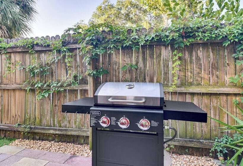 Cozy St Pete Home ~ 2 Mi To Madeira Beach!